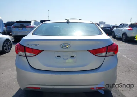 2012 Hyundai Elantra Gls (Ulsan Plant) z USA, uszkodzony, nr VIN KMHDH4AE0CU285772